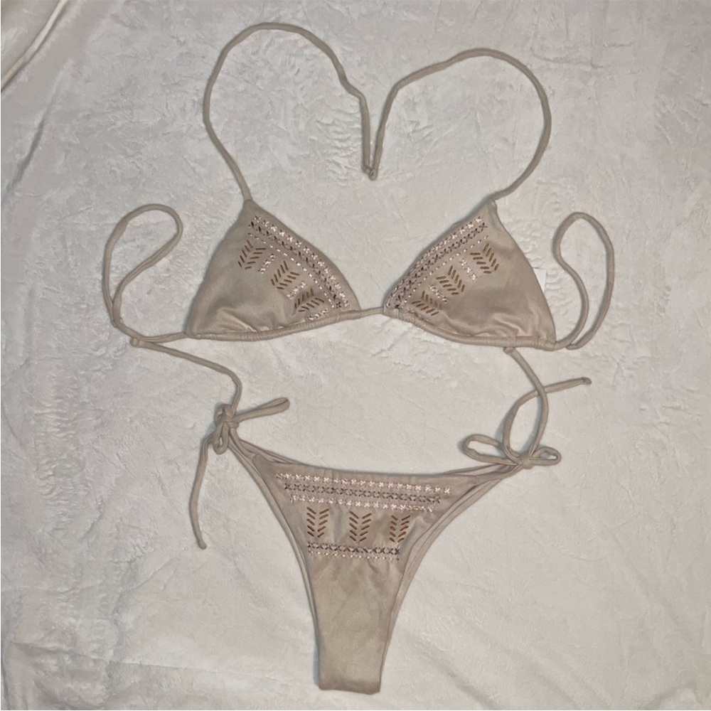 Aqua Bendita triangle stitched string bikini
